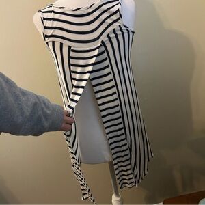 K&C Black and white stripped open back razor tank, XS